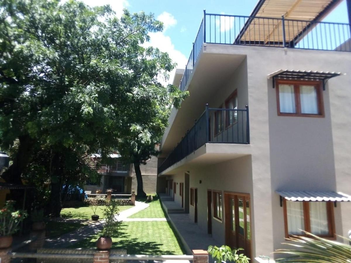 Artesanos 11 By Rotamundos Hotell Tepoztlán Exteriör bild