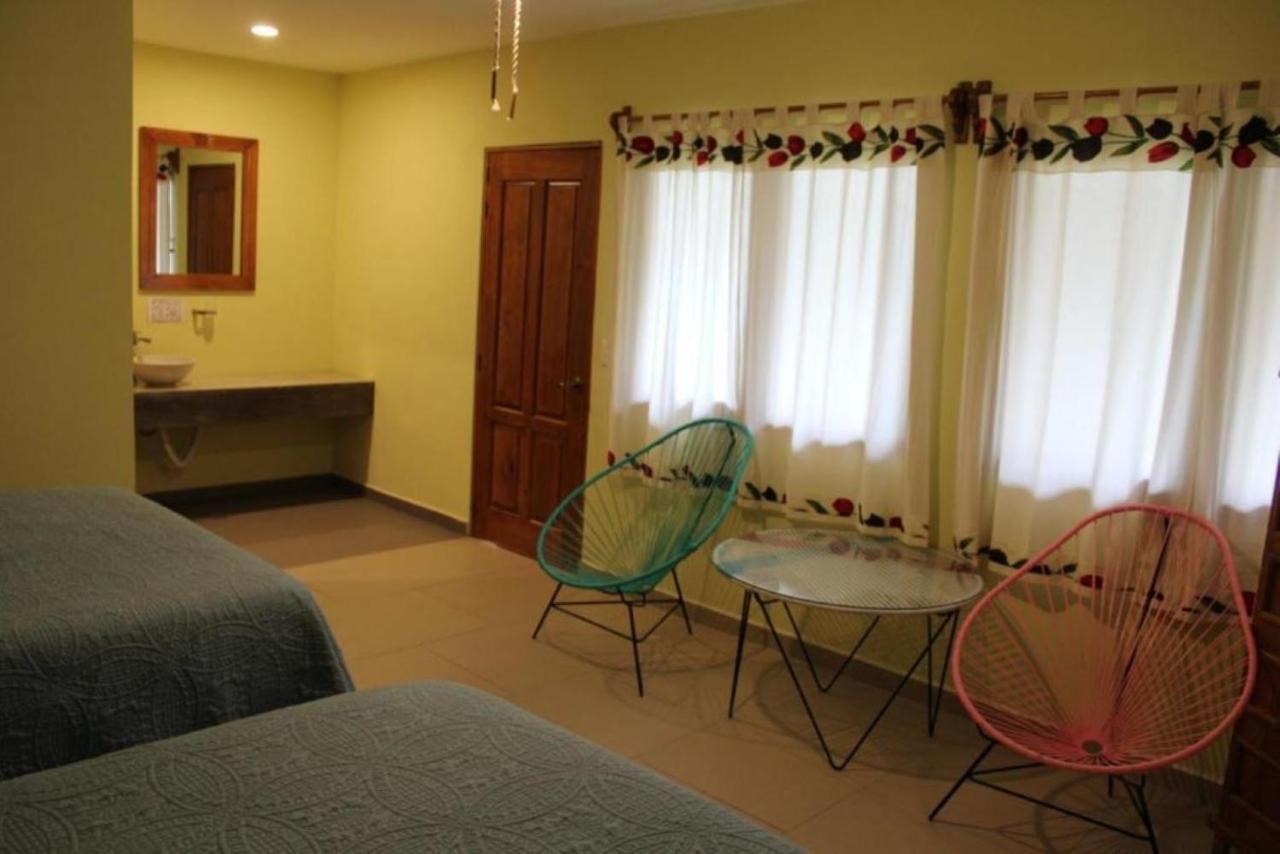 Artesanos 11 By Rotamundos Hotell Tepoztlán Exteriör bild