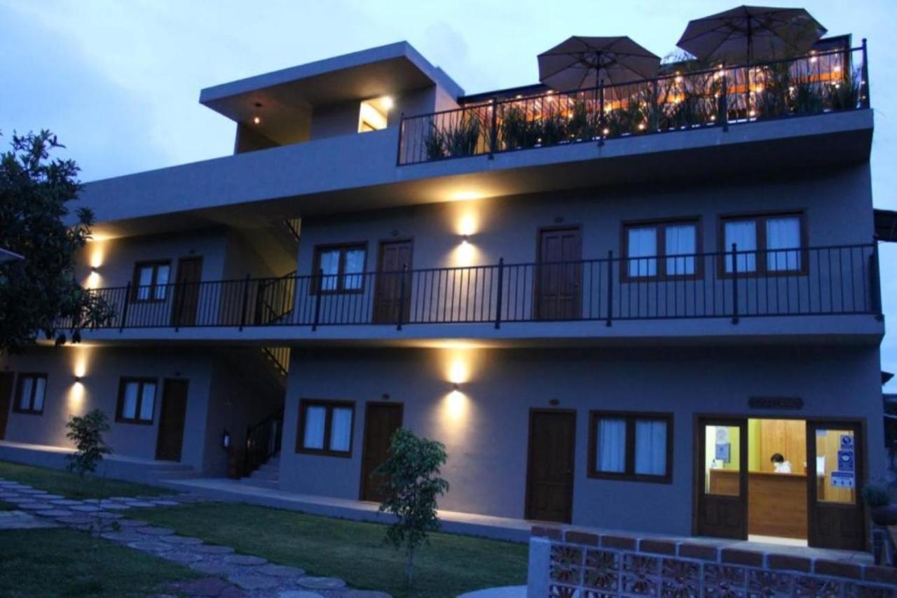 Artesanos 11 By Rotamundos Hotell Tepoztlán Exteriör bild